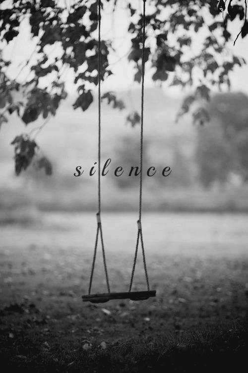 silence | via Facebook en We Heart It. http://weheartit.com/entry/74626598/via/bonjour_bitches