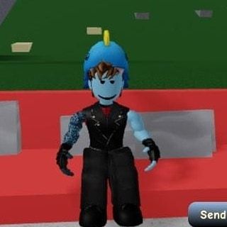 Roblox Character Explore Tumblr Posts And Blogs Tumgir - red aesthetic roblox avatar