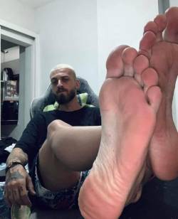 Porn Pics alexfeet70: