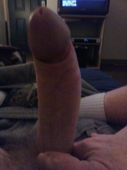 jackryan1123:  Thank you for the submission @bostonhardon long cock!! Thick in the middle! Nice light color! This is a nice cock followers! 