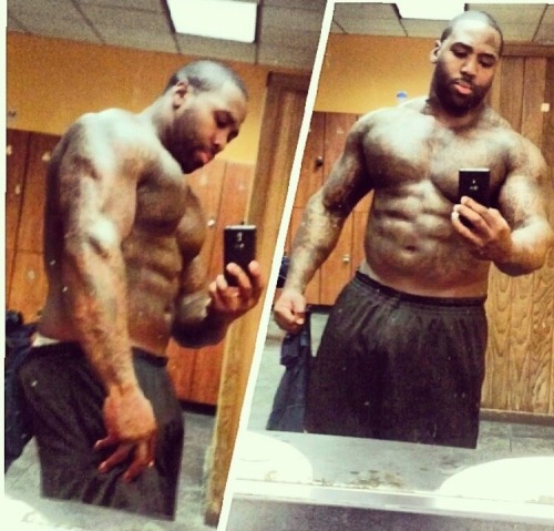 kmtbreck11:  badazzbtm:  Mr Lewis sexy ass AggiePride