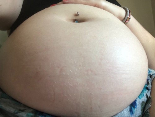 swollenbellygirl:  Full but not stuffed - there’s definitely room for more…