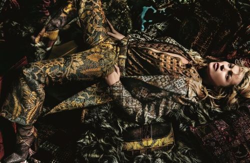 KATE MOSS FOR ETRO’S FALL 2015 CAMPAIGN BY MARIO TESTINO