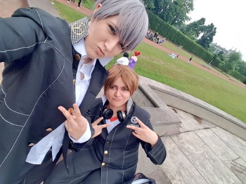 rogueconduit: Your local Inaba bois are back in town (¬‿¬) We cosplayed P4 @ Dokomi this year, we di