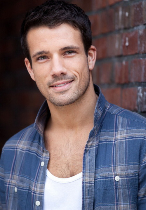 hunks4you:  http://hunks4you.tumblr.com/