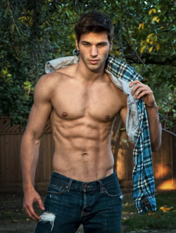 amanthing:  Visit amanthing Hunk Edition Blog With 9 Different Categories of HOT MEN to Choose From 