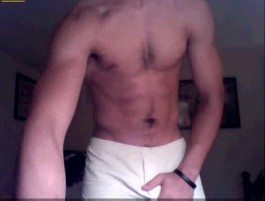 hbst:  An Indian hottie for my South Asian fans… 