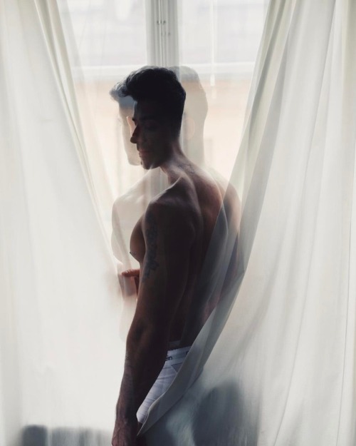elmalo82:  Curtain.