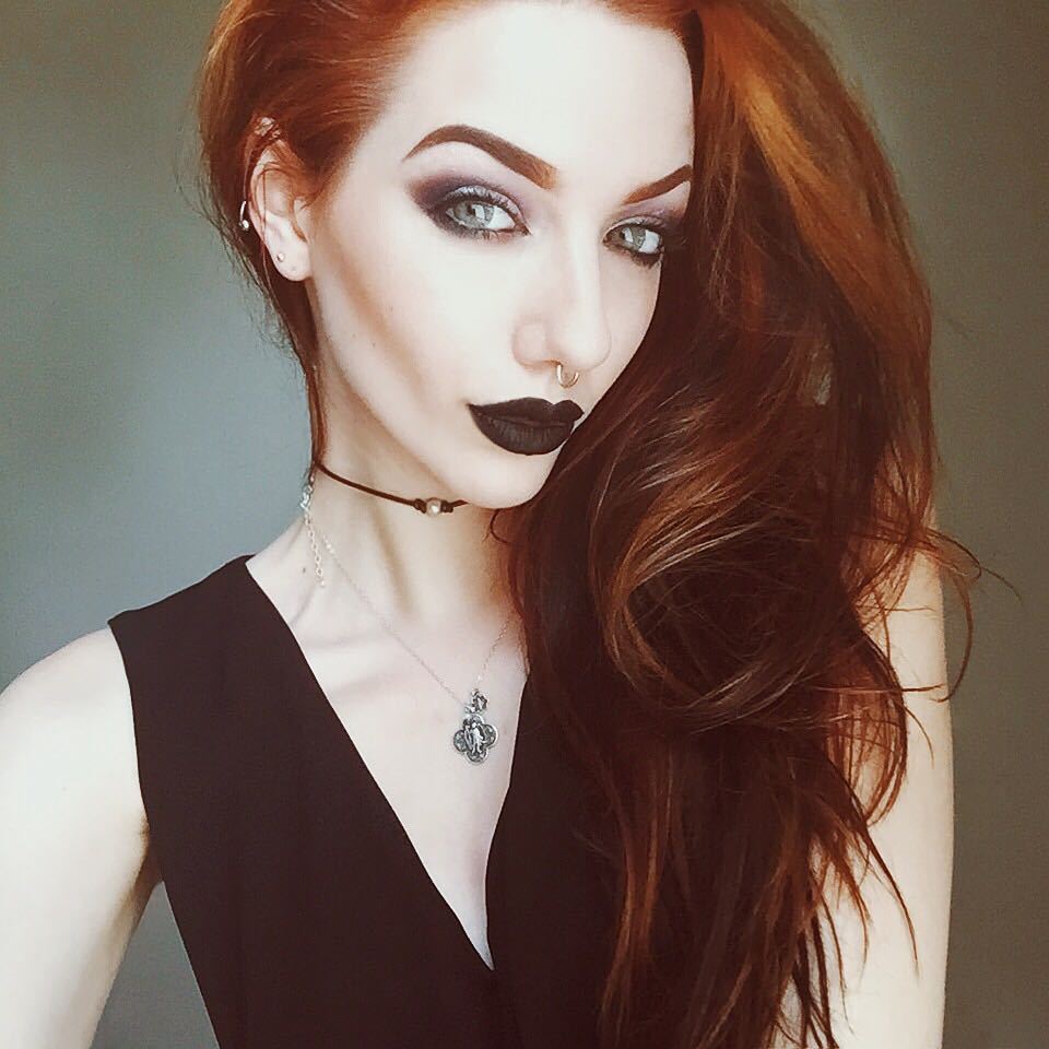 dyspnoeic:  I can’t wait until @lasplashcosmetics gets their site and factory up