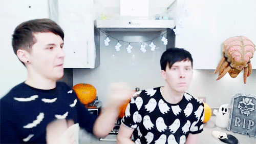 dailydinof:  DanAndPhilBaking: 2011-2015