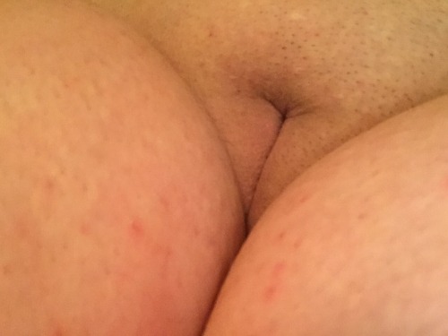 Porn use-me-babe:  My plump juicy pussy 💋😈😉 photos