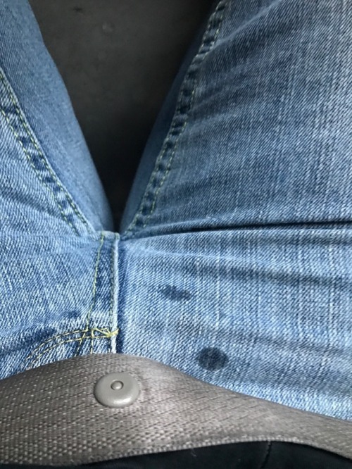 Horny morning, pre cum was leaking through my jeans.