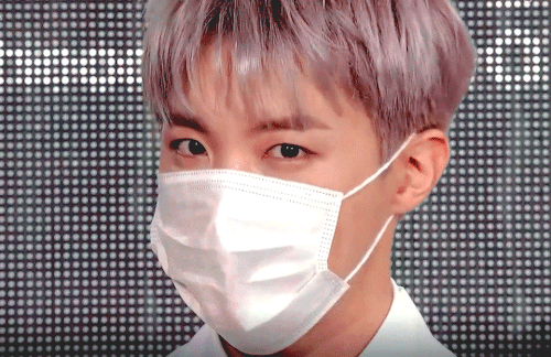 HOBI + TMA Red Carpet