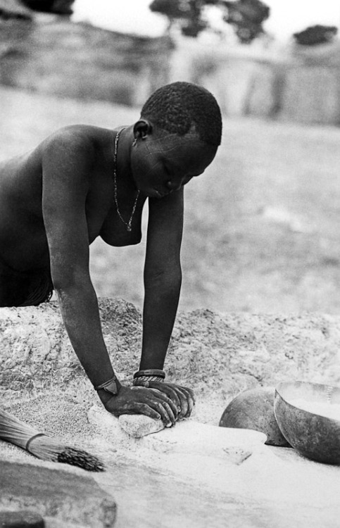 Burkinabe woman. adult photos