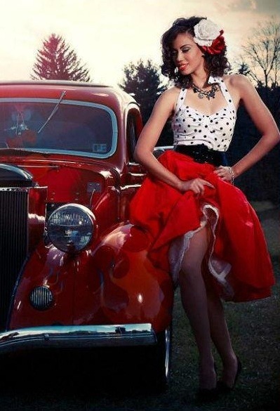 alternative-pinup:  Alternative Model http://alernative-pinup.blogspot.com