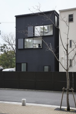 jpn-arch:  Spiral Window House // Alphaville {ph cr. Kai Nakamura}