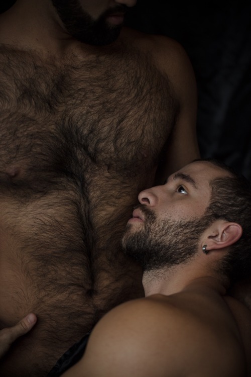 clauspelz:Here is one from my recent couple shoot #hairylove HAIRY INC. | hairyinc.tumblr.co