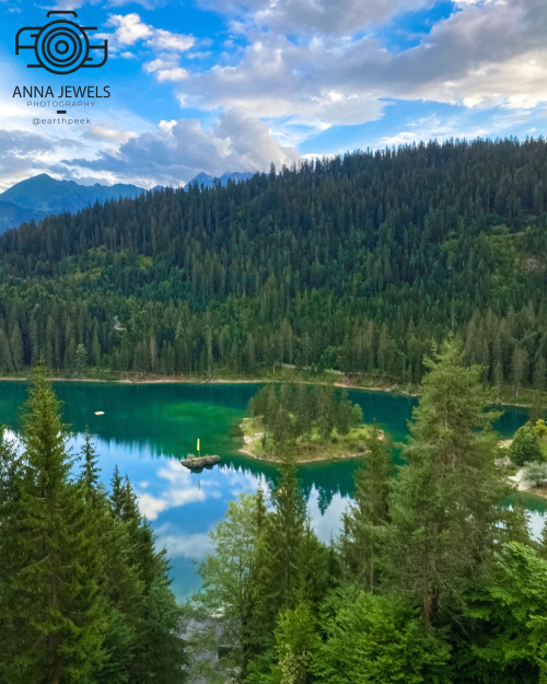 Caumasee - Flims - Switzerland (by Anna Jewels (@earthpeek)) https://instagram.com/earthpeek