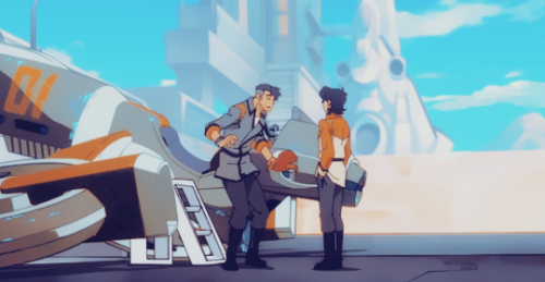 fudayk:Please look at Shiro stepping down from the ladder