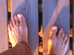 dirtymalefeet:  #malefeet 