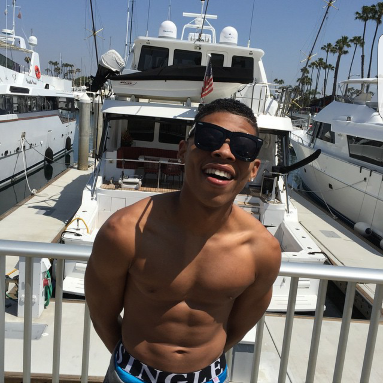 male-celebs-naked:  Bryshere Gray 2See more here