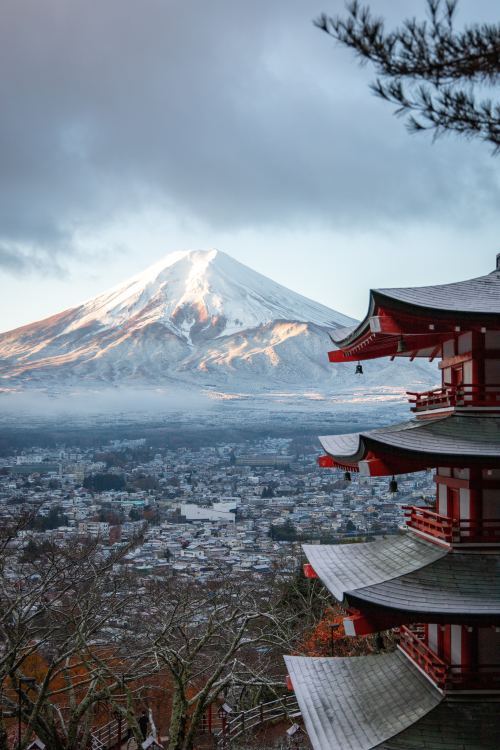 expressions-of-nature:
“Mount Fuji, Japan by Tomáš Malík
”