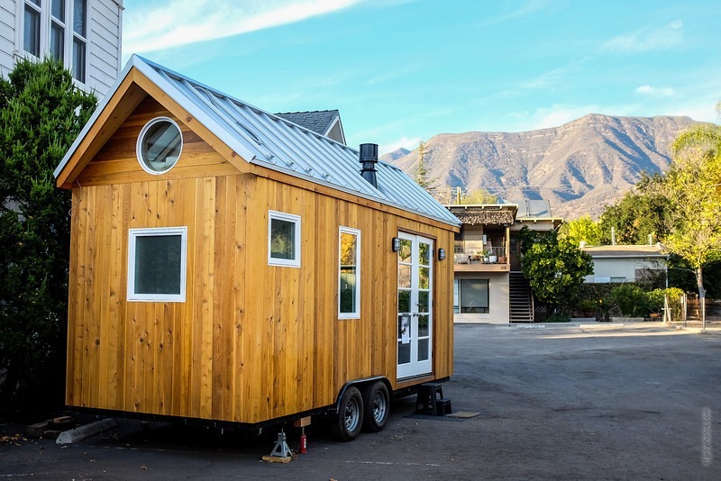 bibleschoolbabblings:  so-i-sailed-away:  kingofthesky:  smallandtinyhomeideas: 