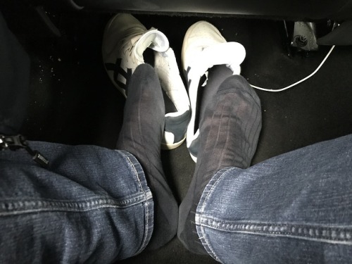 tictacsox: Navy Filoscozia socks in the back of the car, wandering around Ireland