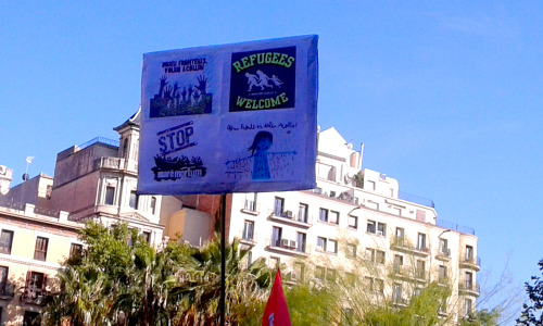 A few pictures from yesterday’s demonstration in Barcelona, with the motto “Obriu fronteres, volem a