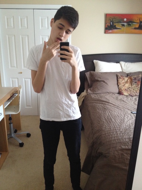 chickem:six selfies from 2014 heLLO 