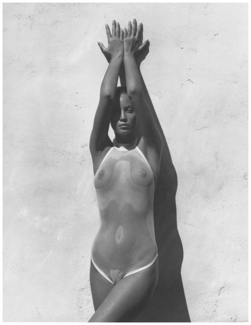 bellezanatural11:Christy Turlington by Herb Ritts 1990