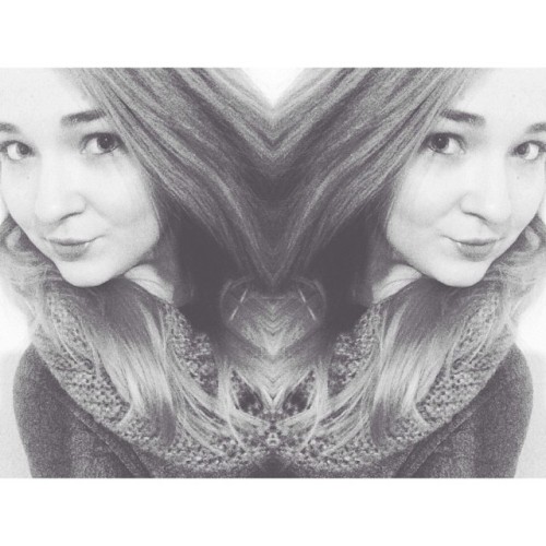 don’t wanna go to bed mad at you..💕 #me #selfie #girl #reflection
