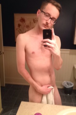 pornpokemonandweed:  Towel Tuesday