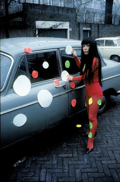 nobrashfestivity:  Yayoi Kusama, 1967more