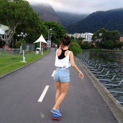 skate-girlz:  Skate Girl http://skate-girlz.tumblr.com/