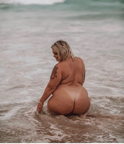 gonotme:  Tallulah Moon