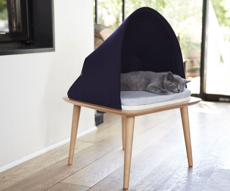 ippinka:    This collection of cat furniture adds class to your home and comfort