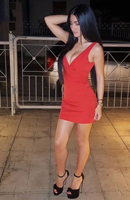winged-perfection:  Ioli- hot beautiful hosty from Ellinair