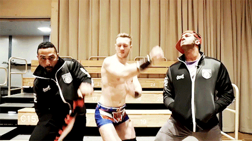 mith-gifs-wrestling:  Rocky Romero, Will Ospreay, and Beretta goof off in an etiquette guide to NJPW.  {x}