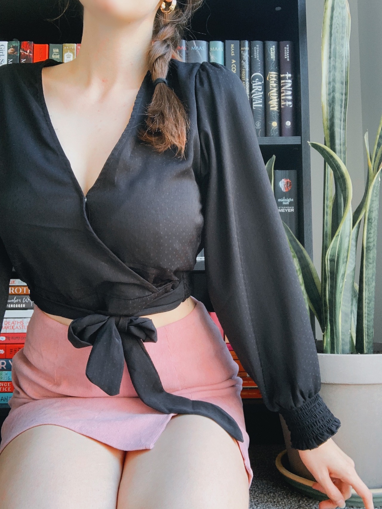 booksmadeofvelvet:I got a new skirt 🌷