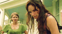 courteneyact:  eight lori gifs per episode ↳ 2x07 pretty much dead already 