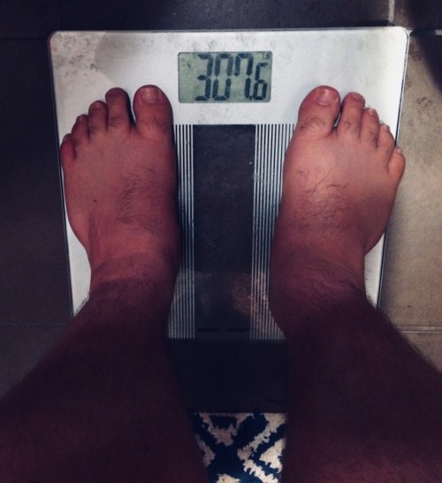 Las últimas semanas me han dado más y más…307 lb. / 139 kgquiero más. mucho más.