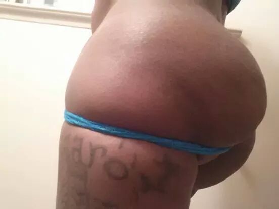 bootybotty:  #bootybotty Who you got? http://explicitty.com/blogs/5/157/who-you-got