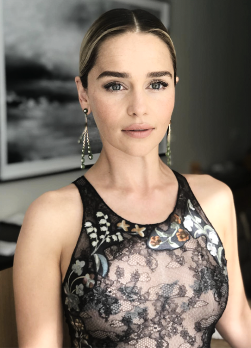 daenerys-stormborn: Emilia Clarke at the 70th Primetime Emmy Awards | September 17th 2018