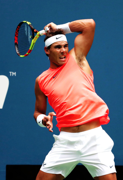 gymnasticians:Rafael Nadal defeats Karen Khachanov in the third round of the U.S. Open