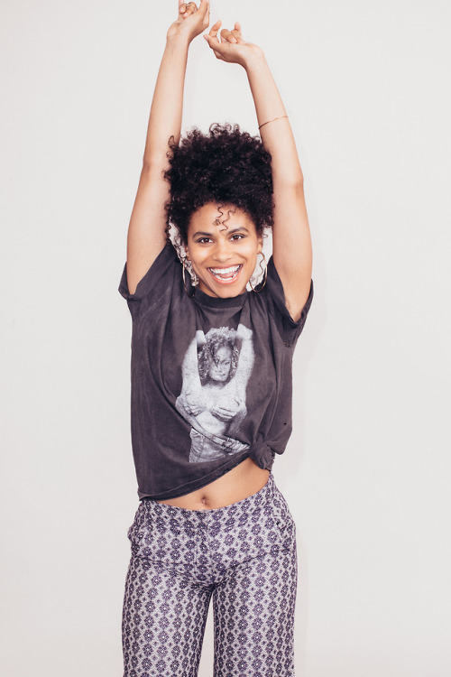 Porn Pics celebsofcolor: Zazie Beetz for BUSTLED