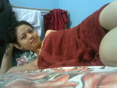 john843:  andy6673:  jaguhkote:   themalaysexaddict:   Hari ini kan hari Jumaat, jangan biarkan teman wanita anda kesangapan. Layanilah dia, nafkah batin jangan diabaikan   Kalo dpt mmg aku buat bini   Ada telekung kat belakang!! HAHAHAHA   Nice pussy