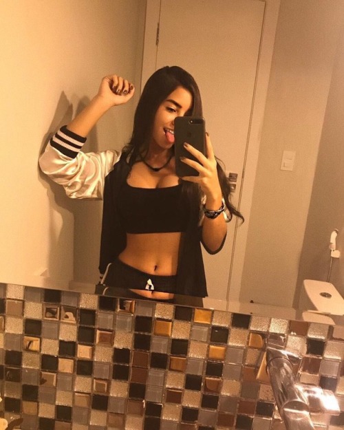 http://streetgrl.tumblr.com/post/161113632817