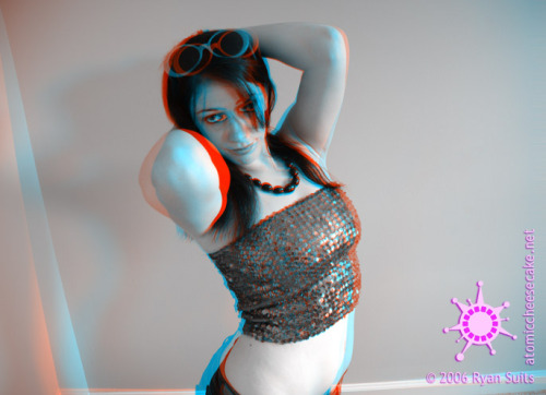 XXX good-fortune // 2006 // anaglyph 3D (red&cyan photo