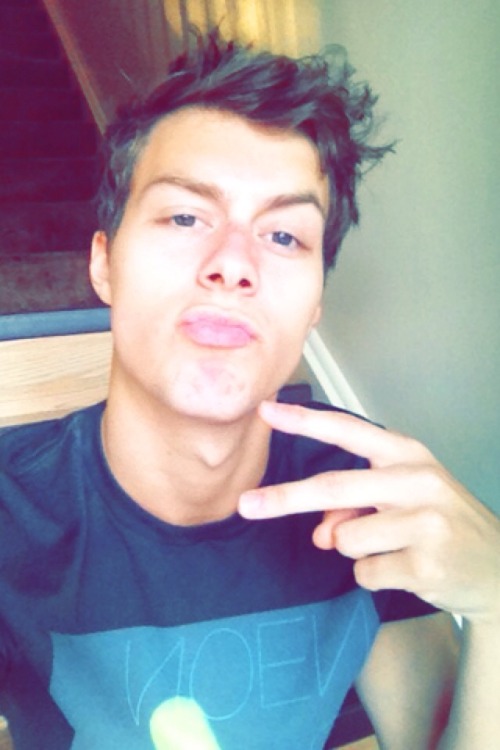 b0nk3rz:  peace man